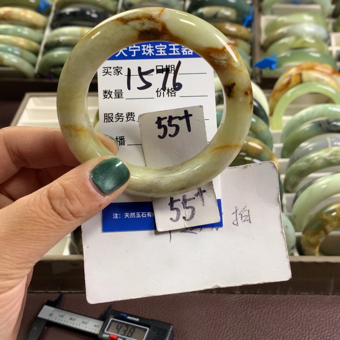 蛇纹石玉未镶嵌手镯1576