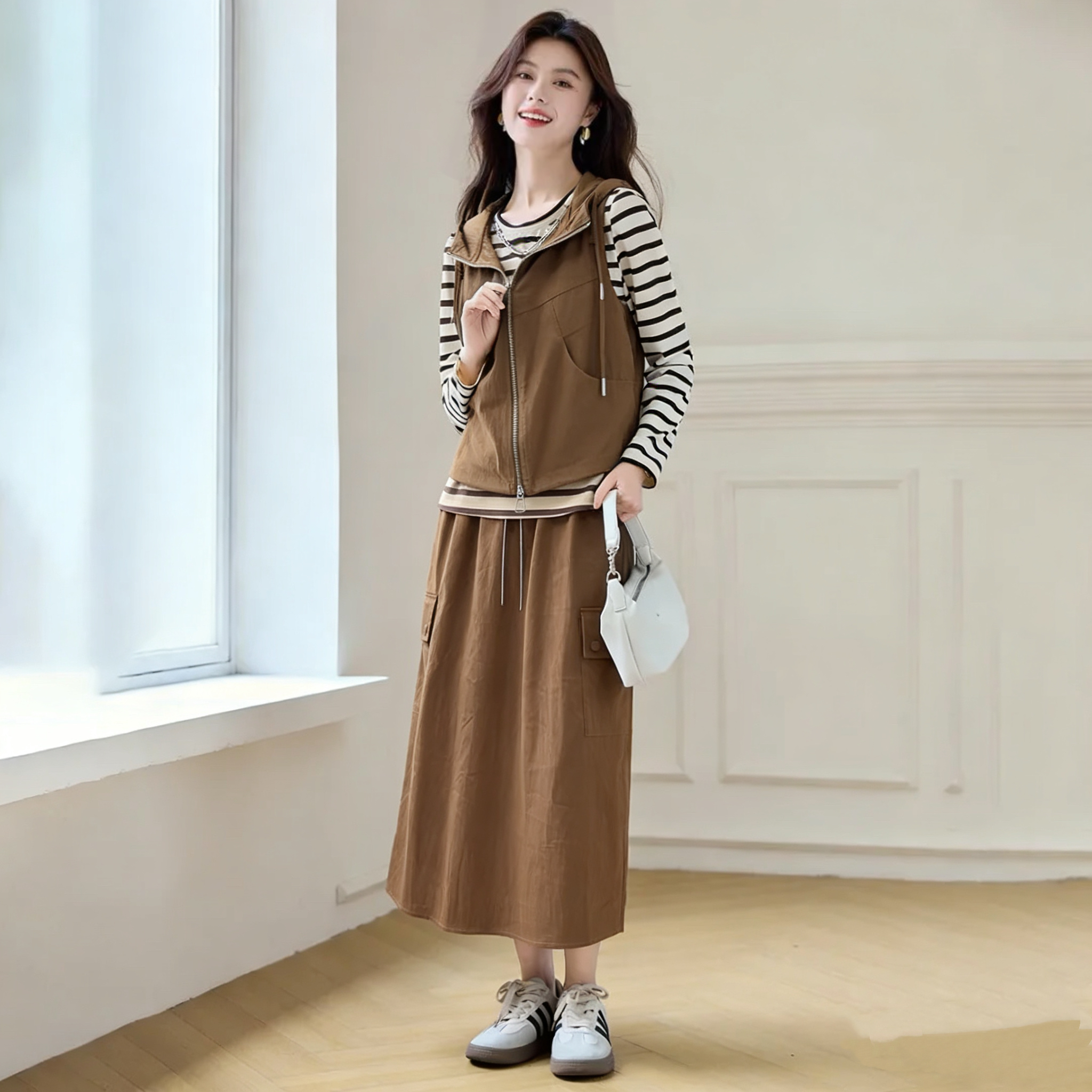 断码清仓TA256高级感马甲条纹打底工装半截裙三件套