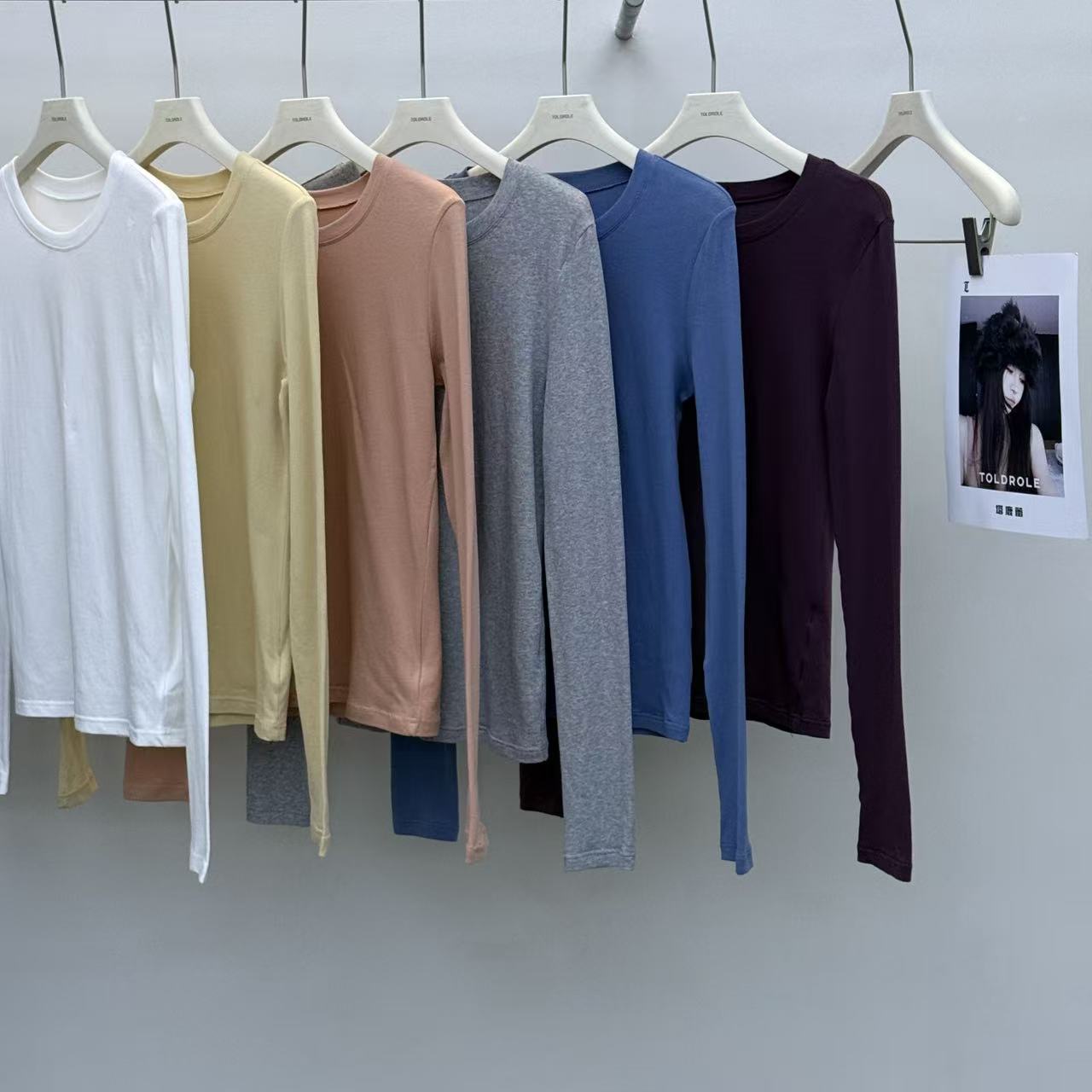 LULU   鹿  进口面料亲肤软糯打底T恤  0209