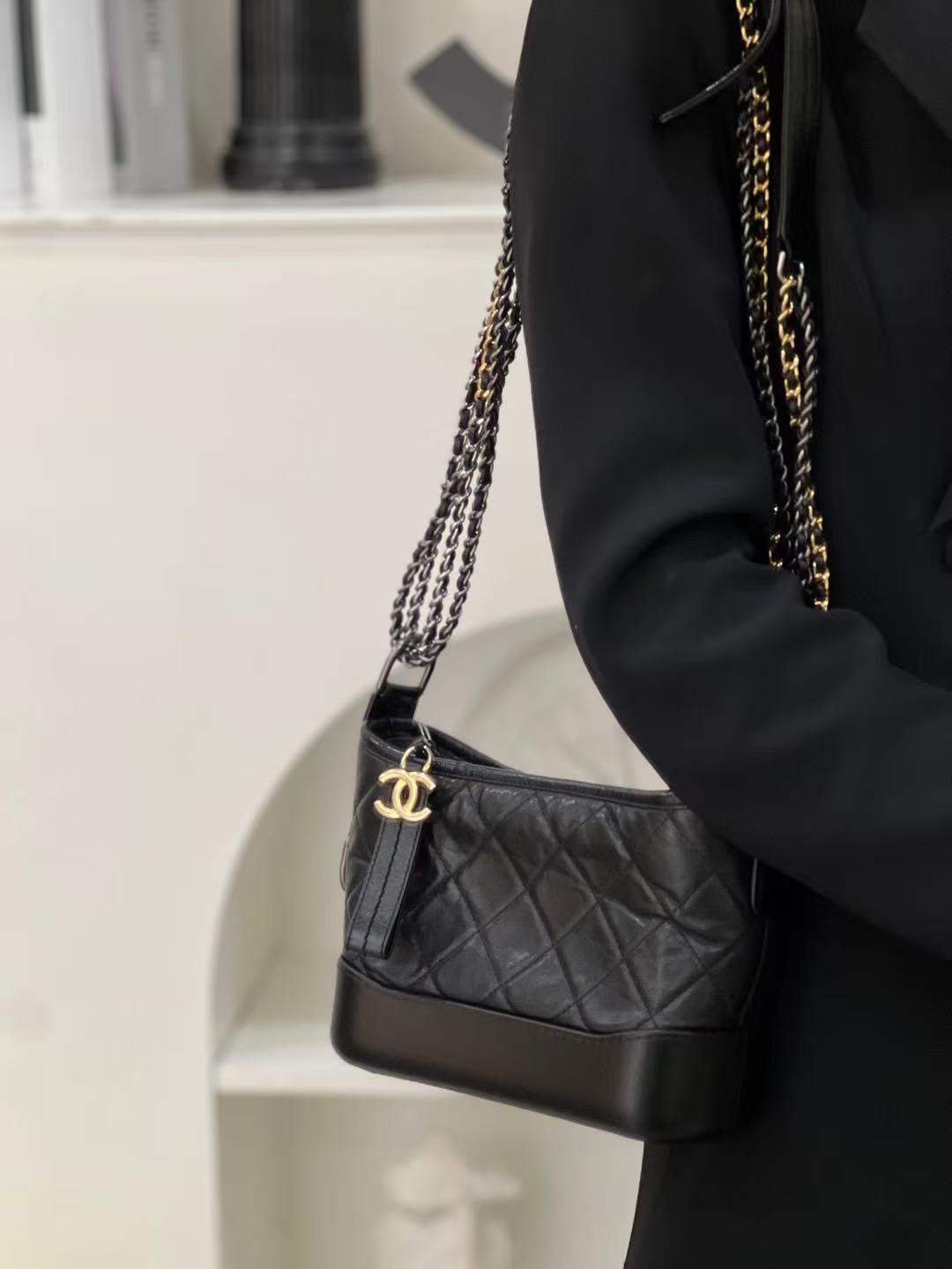 95新 Chanel/香奈儿 98新chanel香奈儿流浪小号黑金牛-/优品