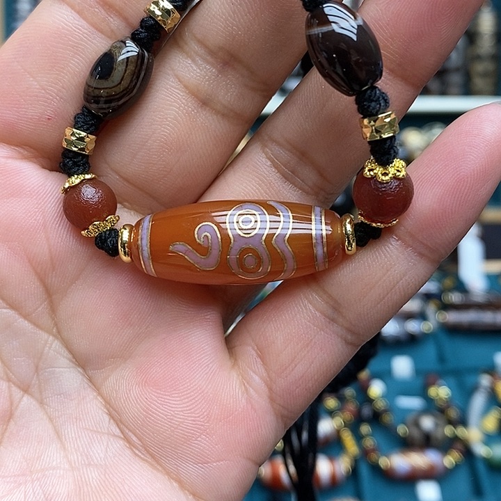 玛瑙/玉髓颈饰合金