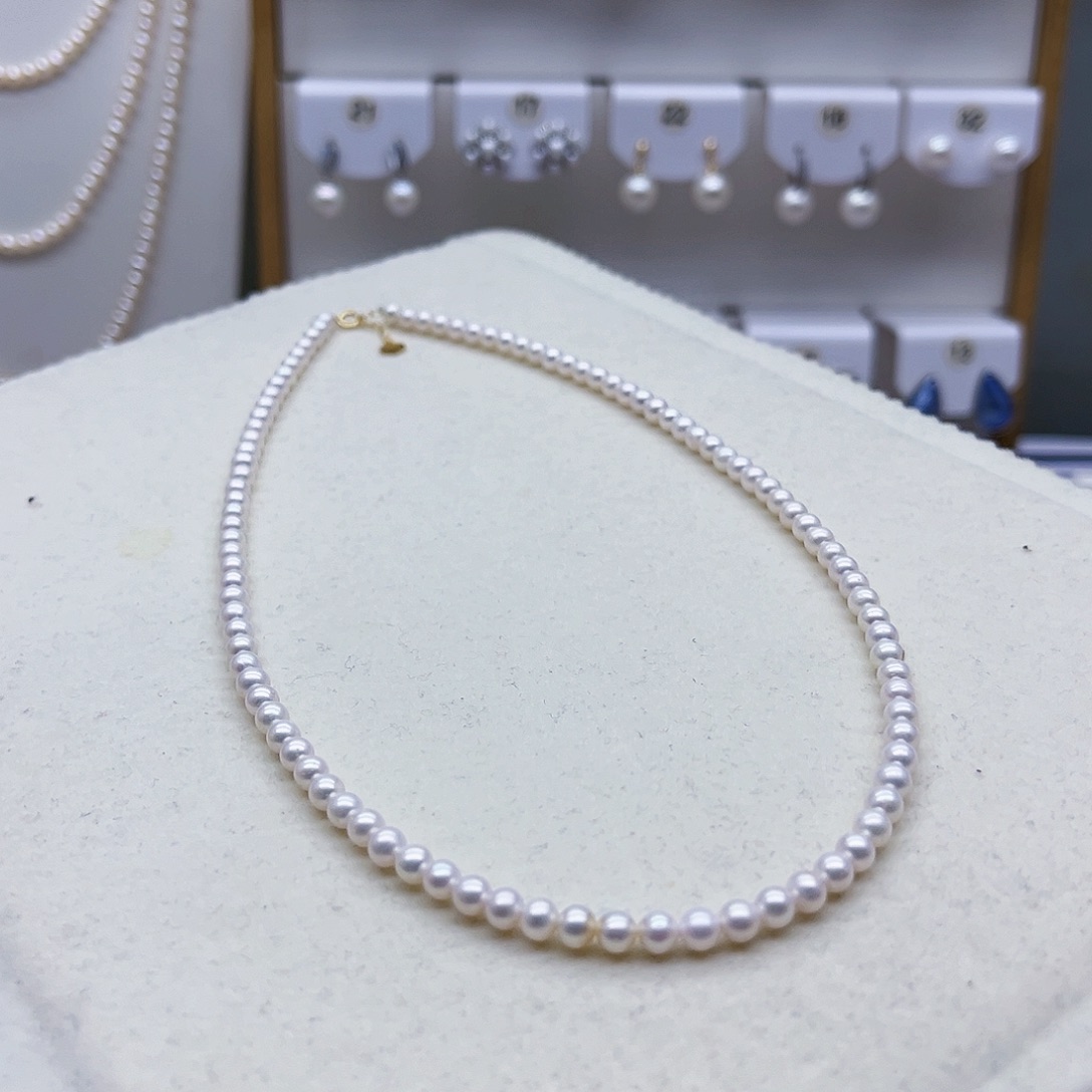 淡水珍珠颈饰18K金镶嵌