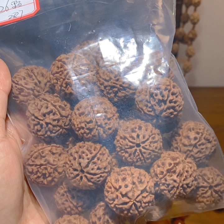 逍***哥野生多瓣大金刚手持12颗287