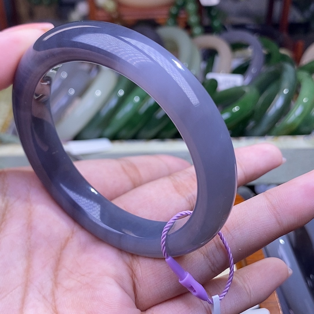 和田玉清货价浓烟紫手镯55圈未镶嵌