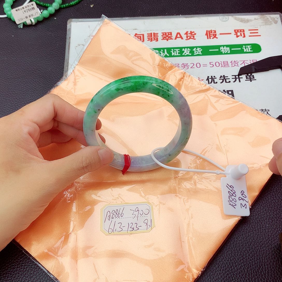 翡翠未镶嵌手镯翡翠