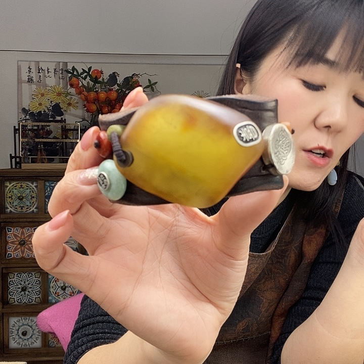 蜜蜡手镯未镶嵌手镯