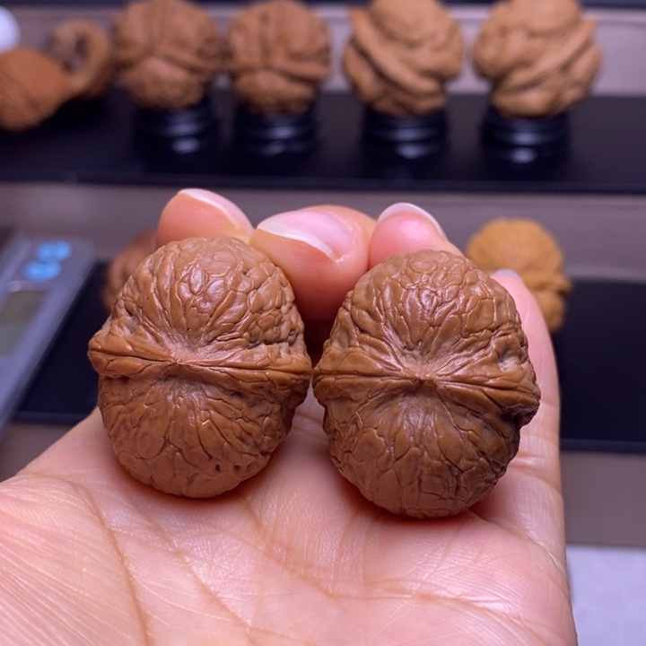 文玩核桃把件铁锤妹妹60