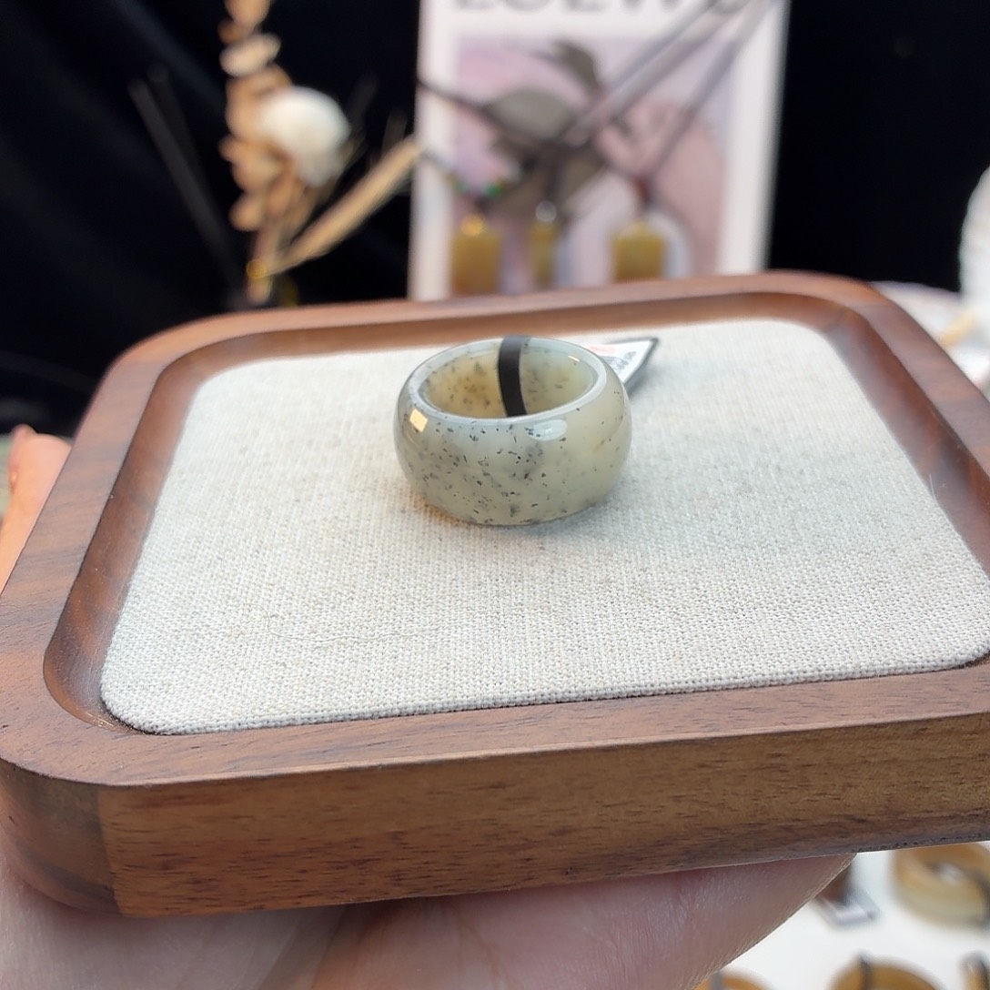 和田玉未镶嵌戒指点墨墩墩17.8j15