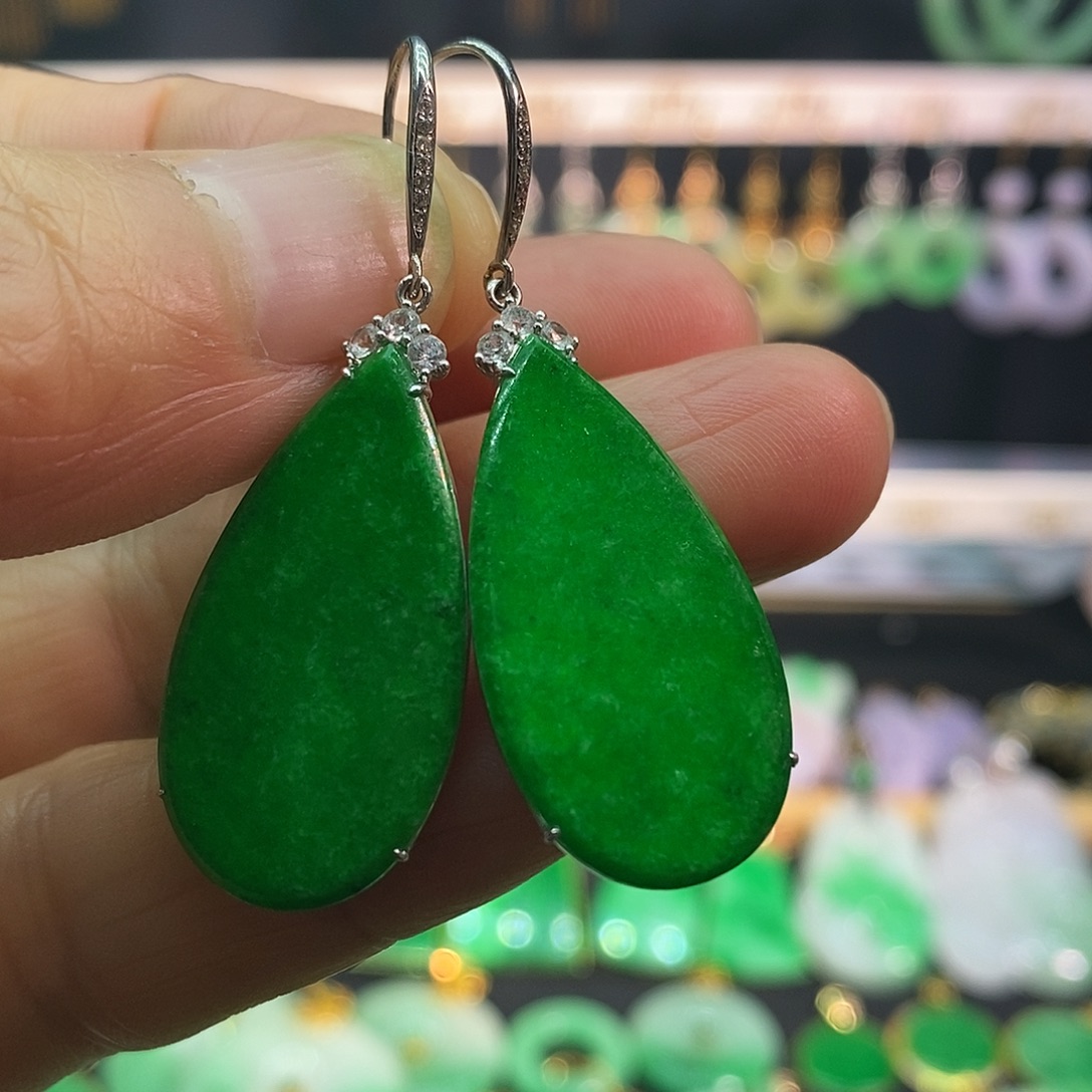 翡翠18K金镶嵌耳饰耳饰