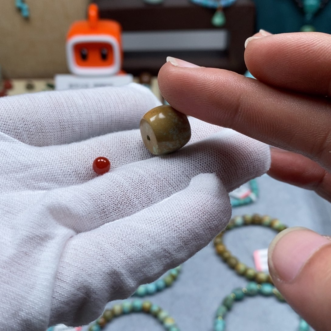 未镶嵌配饰南红玛瑙