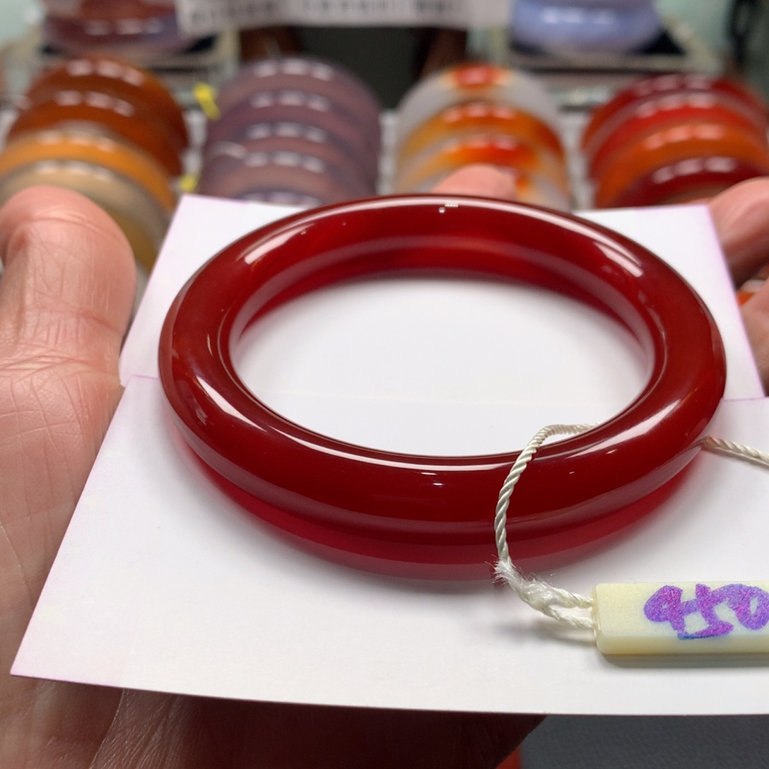 玛瑙/玉髓手镯未镶嵌