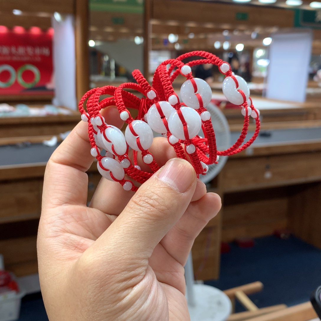 未镶嵌手链翡翠多样性发一