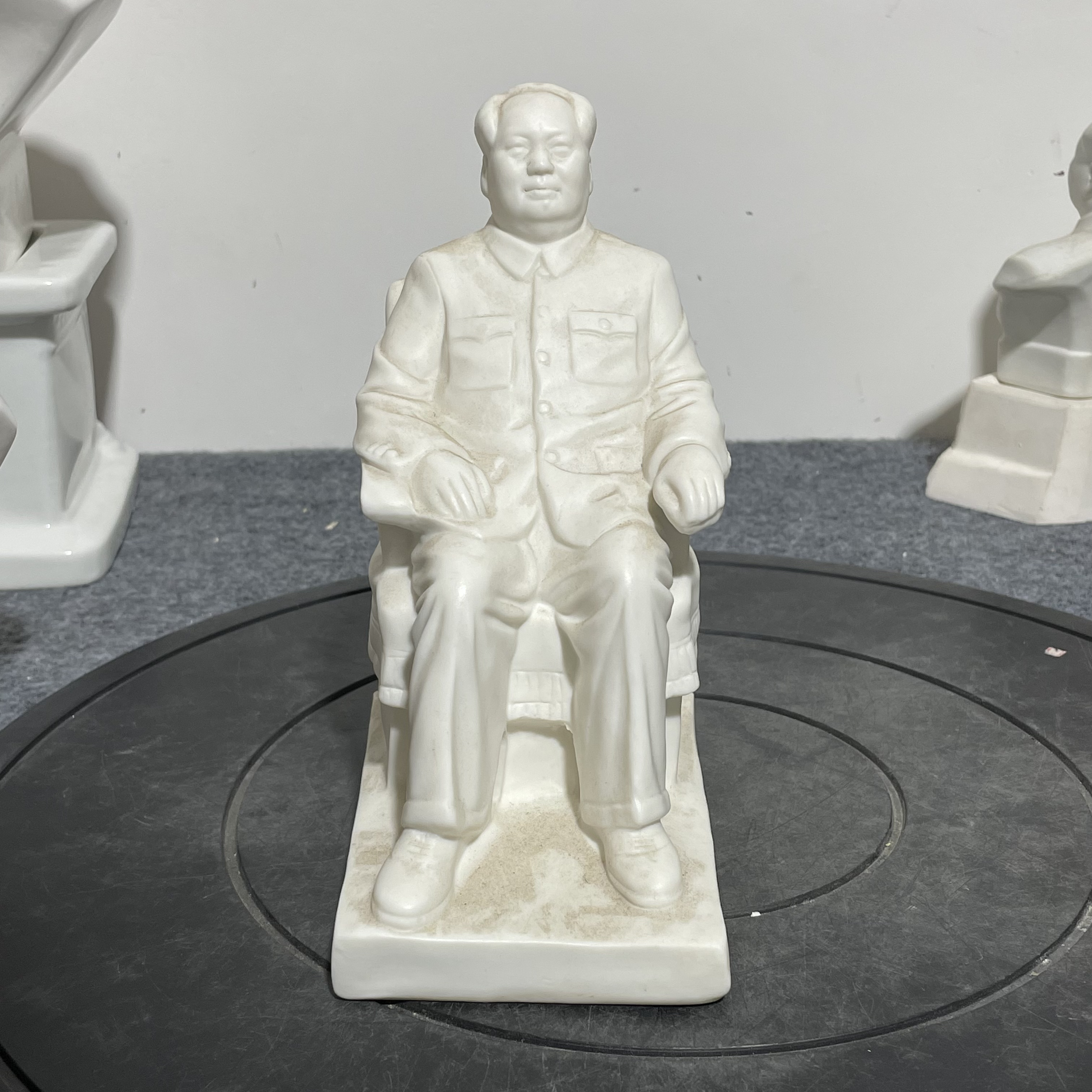 北京素细瓷坐像  打灯通透手工陶瓷