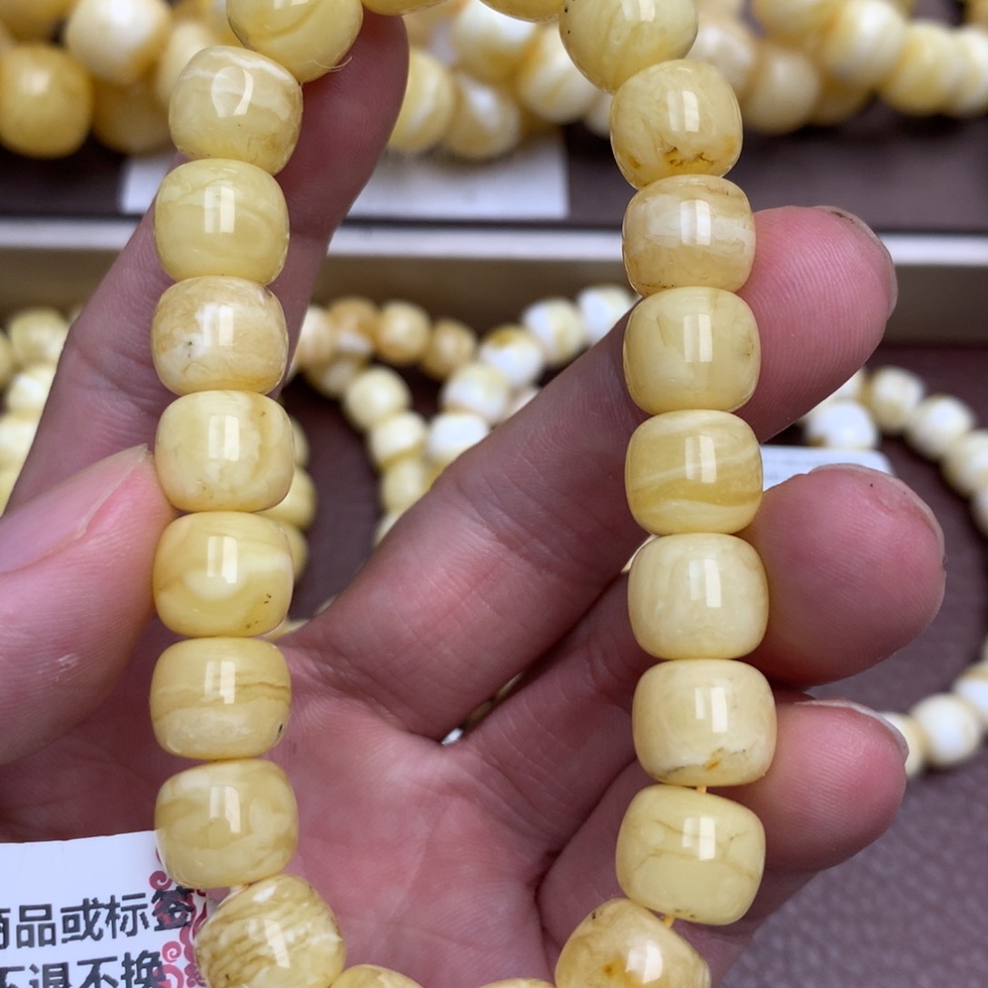 琥珀未镶嵌珠宝奇石8
