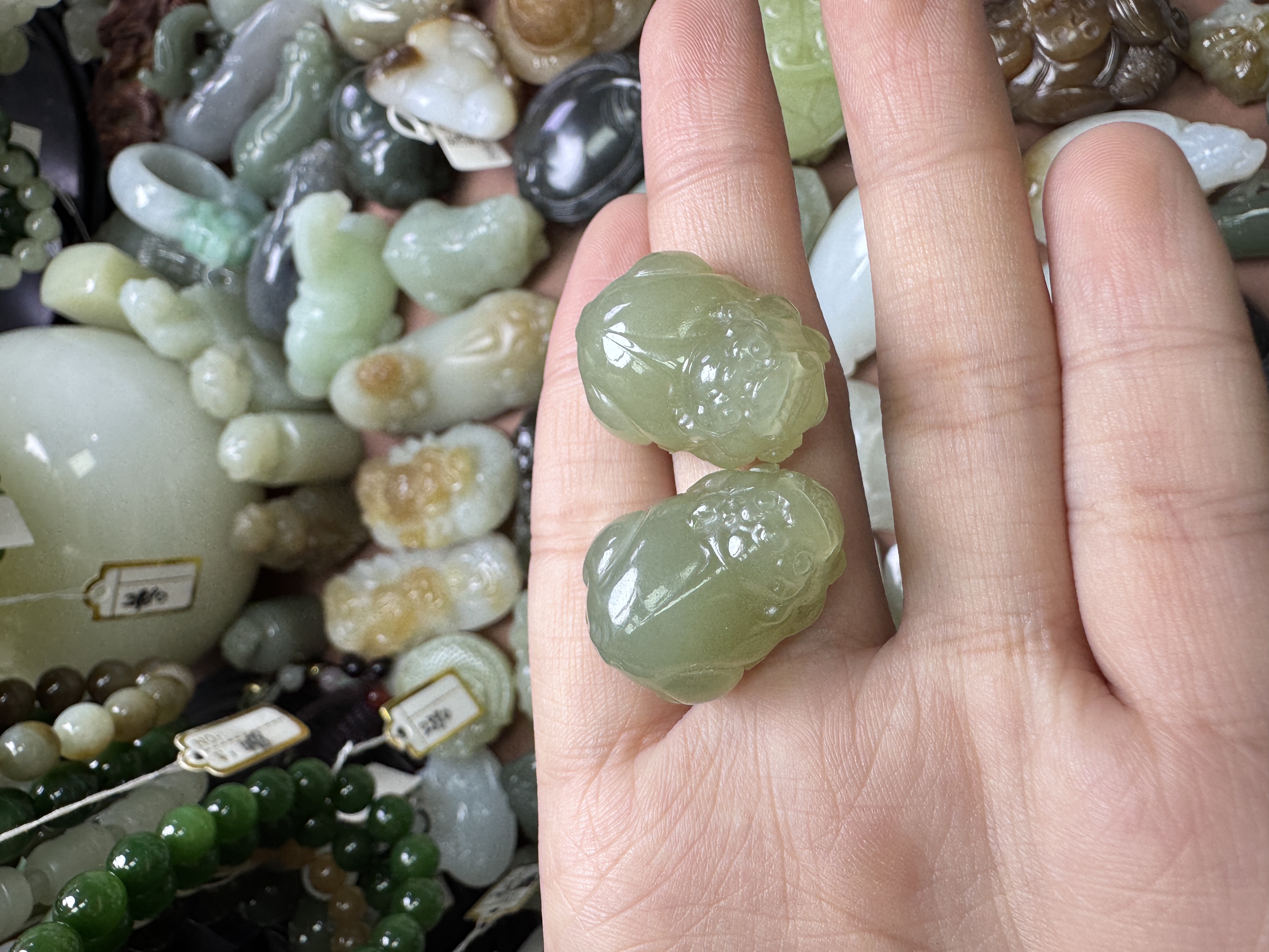 天然保真和田玉貔貅手工精雕寓意招财纳福（多样性发其一）