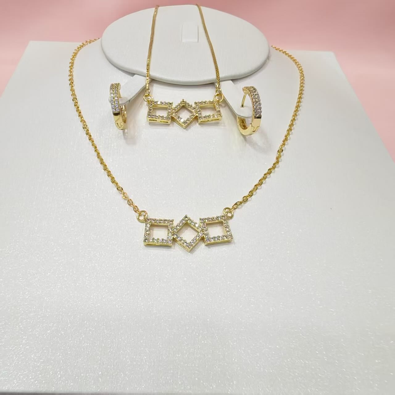 钛钢项链 akda气质轻奢时尚百搭简约金色坠链素款项链灵动精致