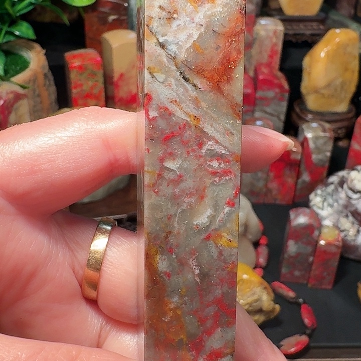 昌化鸡血石刘*利昌化鸡血石