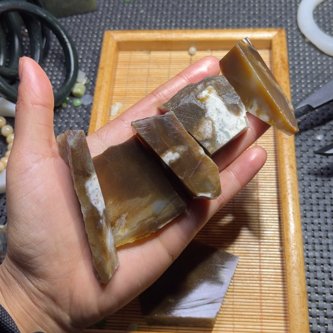 未镶嵌和田玉车挂小*