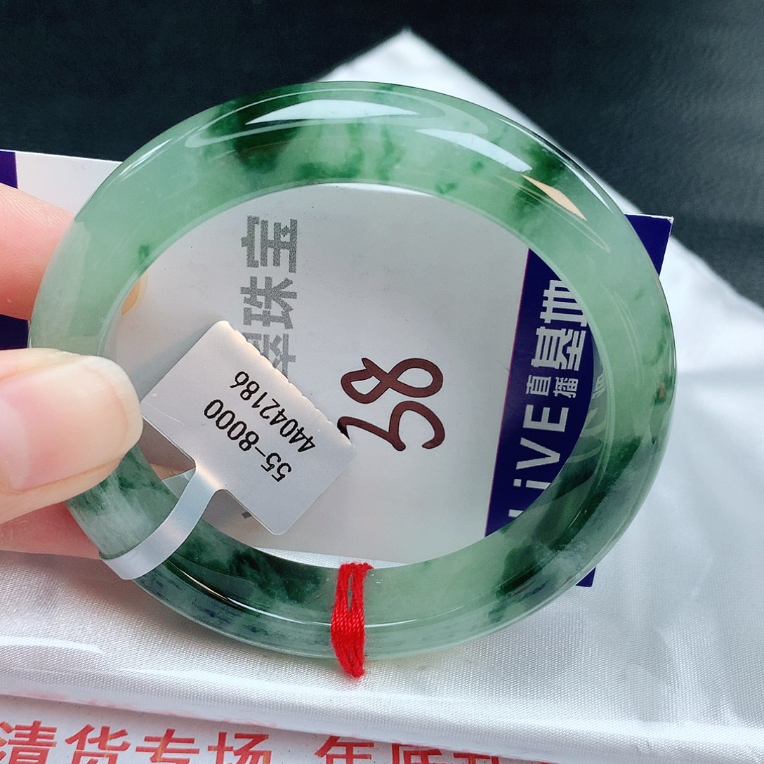 翡翠手镯未镶嵌缅甸天然A货翡翠手镯