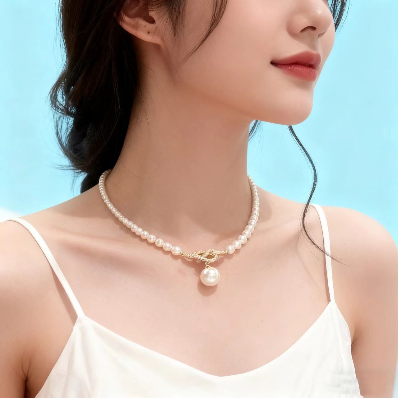 铜仿珍珠项链 法式超闪满锆缠绕珍珠项链女轻奢小众高级感锁骨链