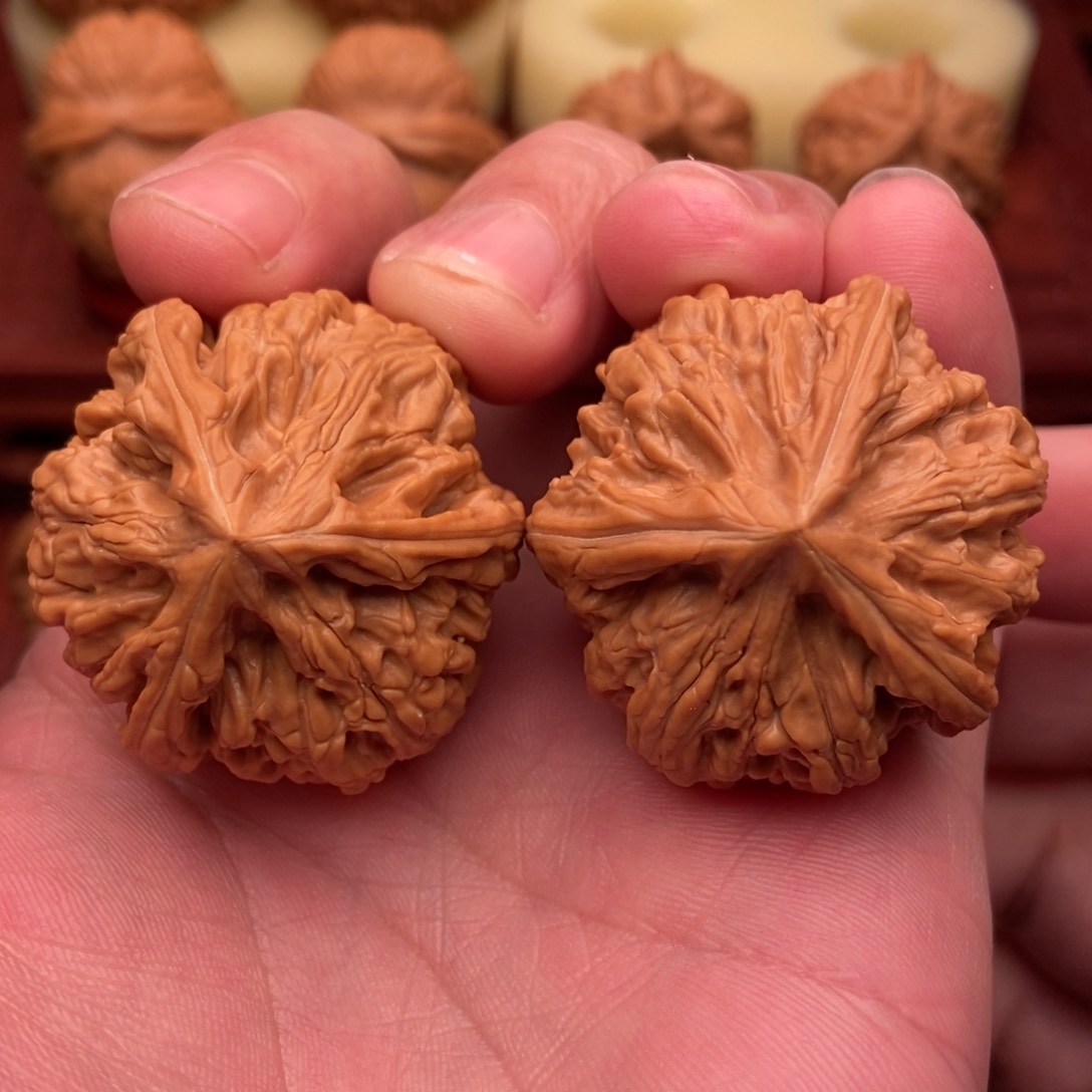 桃核把件绝配粗筋大奔40