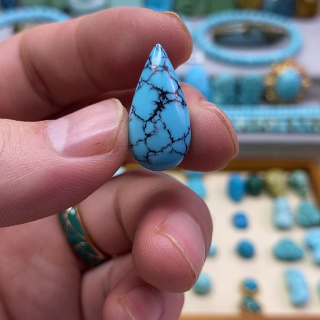 绿松石配饰未镶嵌