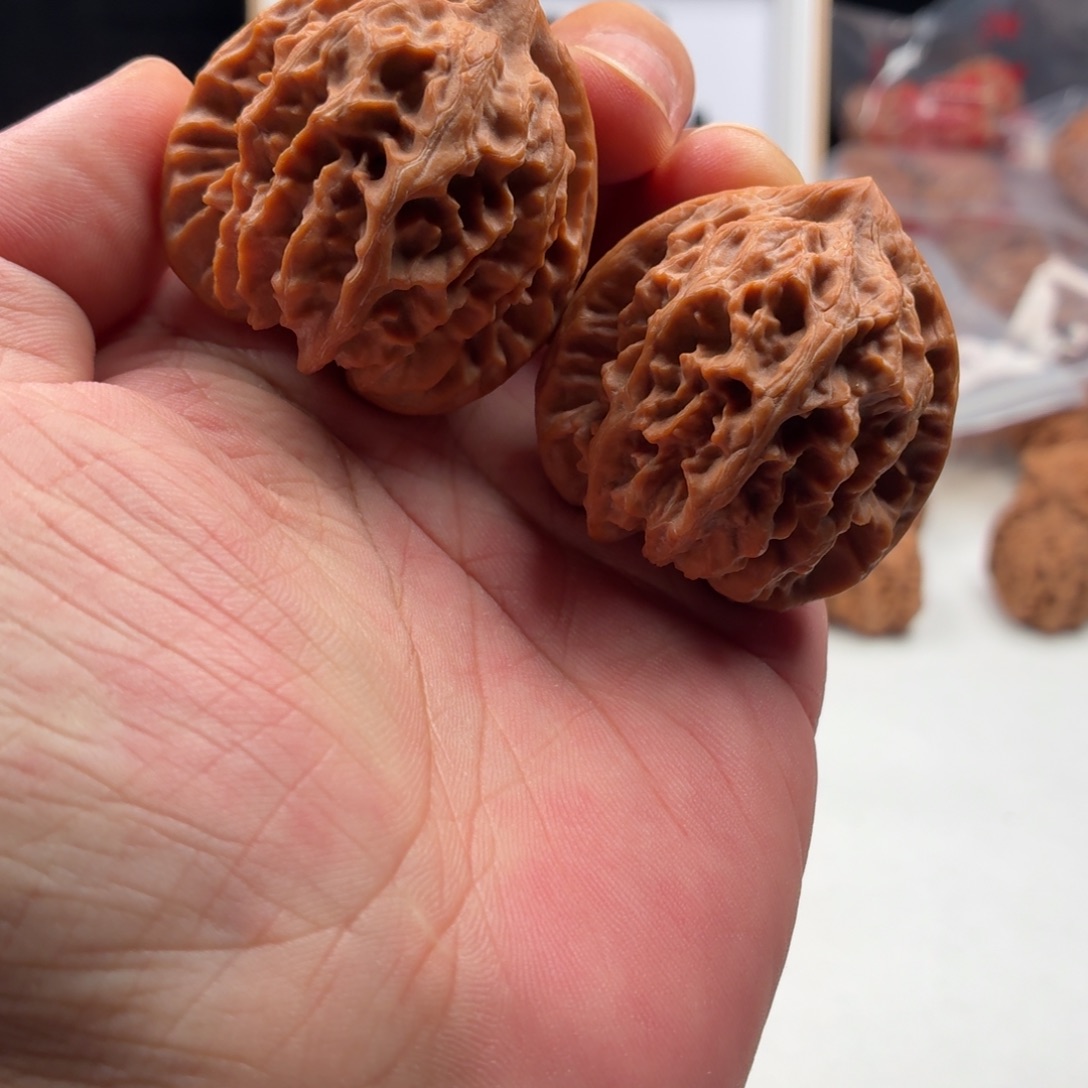 文玩核桃把件大龙