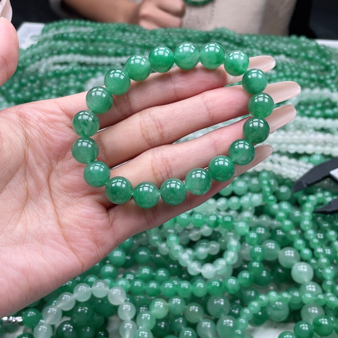 未镶嵌手串石英质玉（非洲翠）