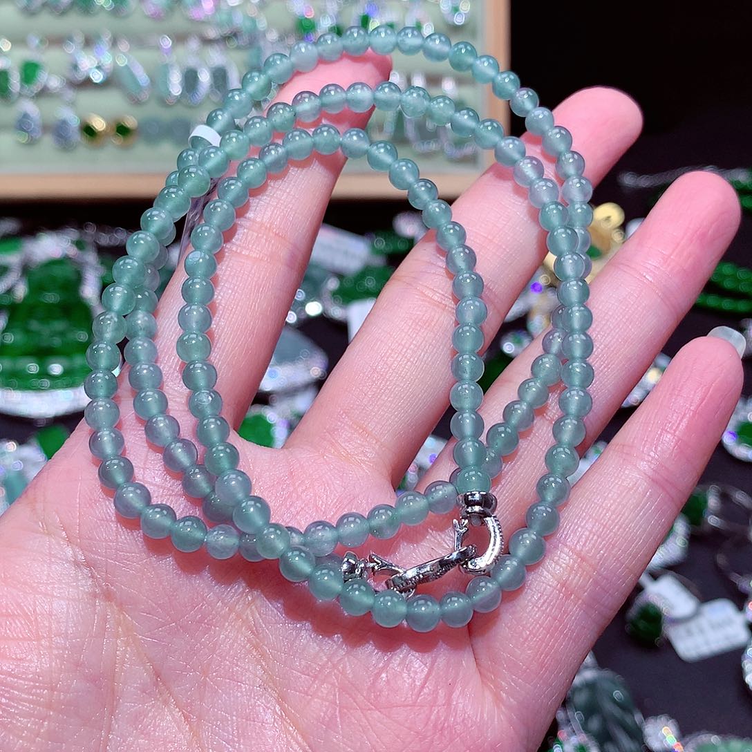 【闪购商品】翡翠吊坠(不含链)未镶嵌