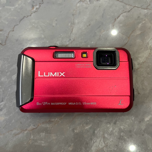 9新 Panasonic/松下 松下ft30，1400w像素4倍光学变焦.