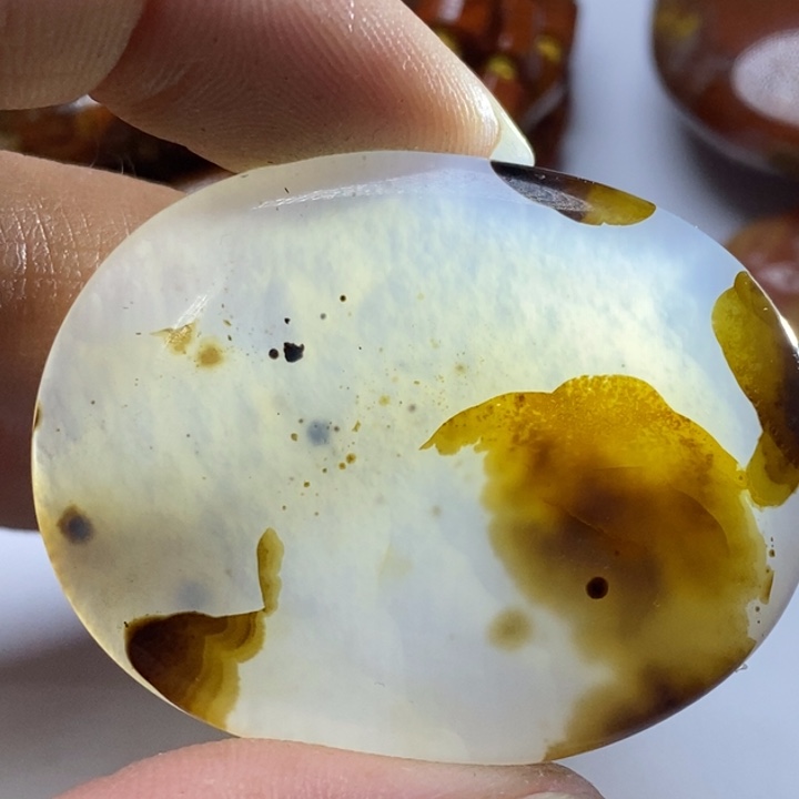 玛瑙/玉髓颈饰未镶嵌