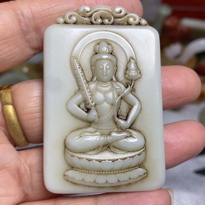 和田玉（糖玉）颈饰未镶嵌