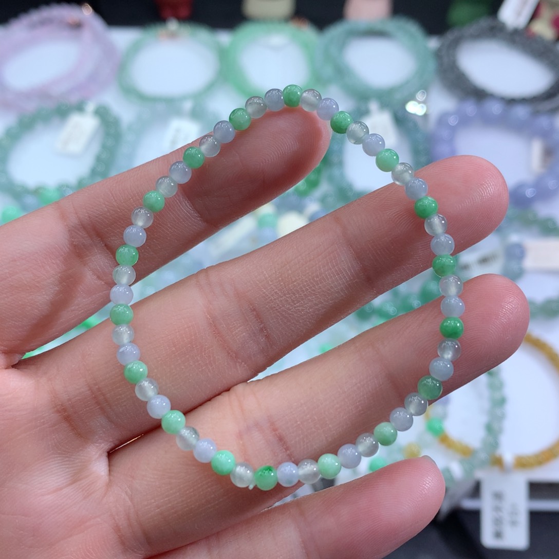 翡翠手链未镶嵌天然