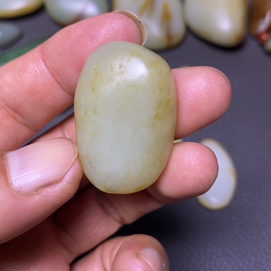 和田玉（糖玉）未镶嵌挂件