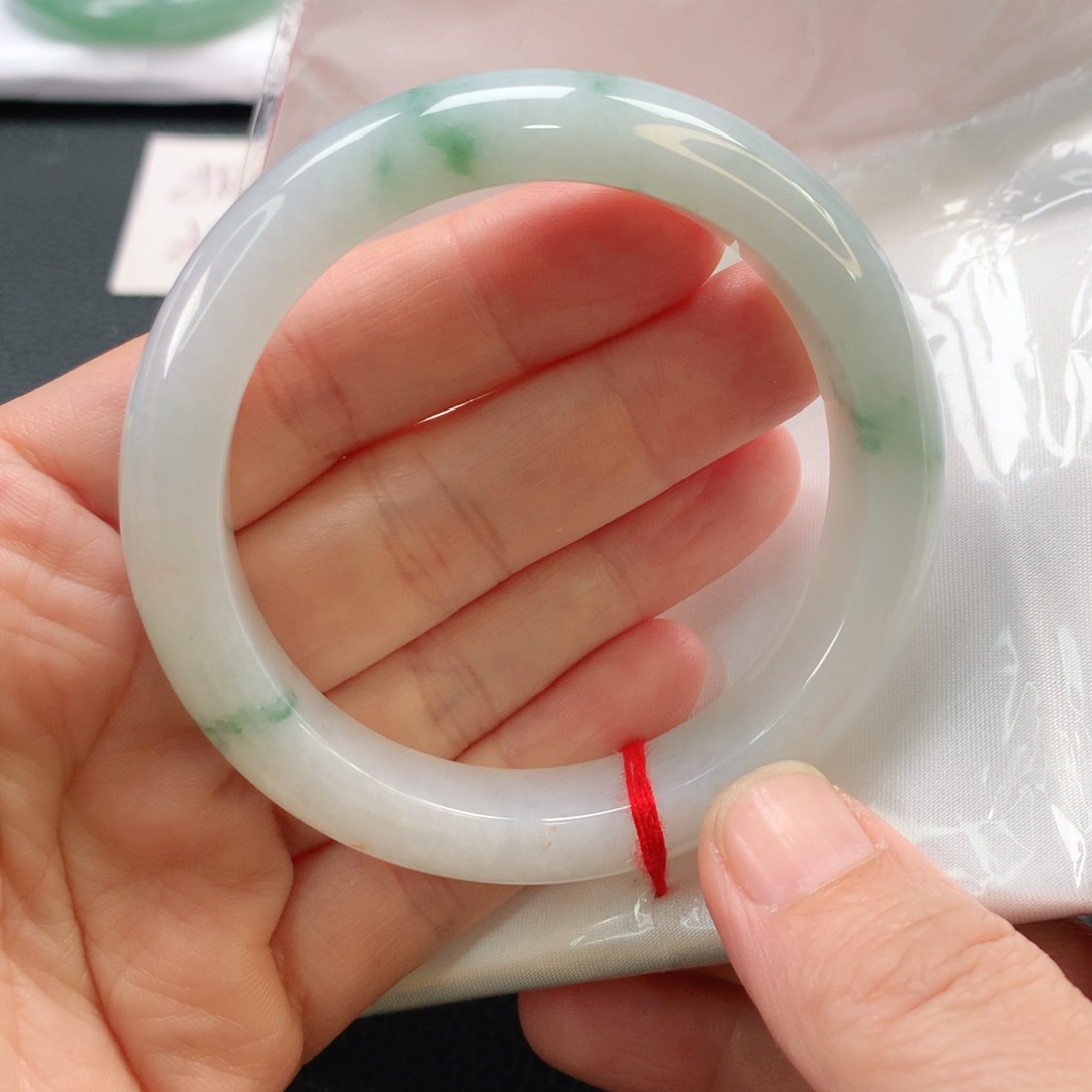 翡翠手镯未镶嵌57正