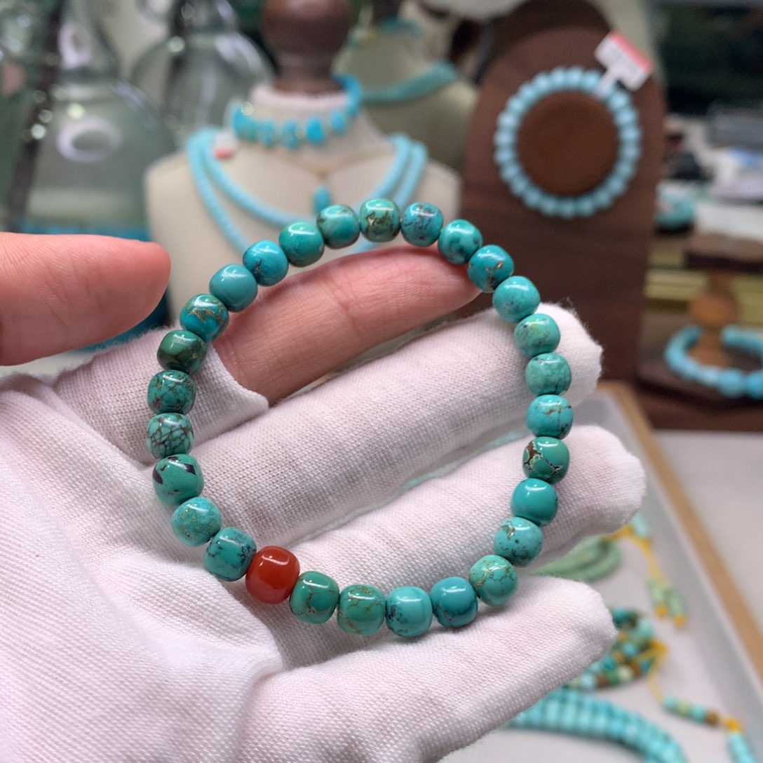 绿松石配饰未镶嵌越****6