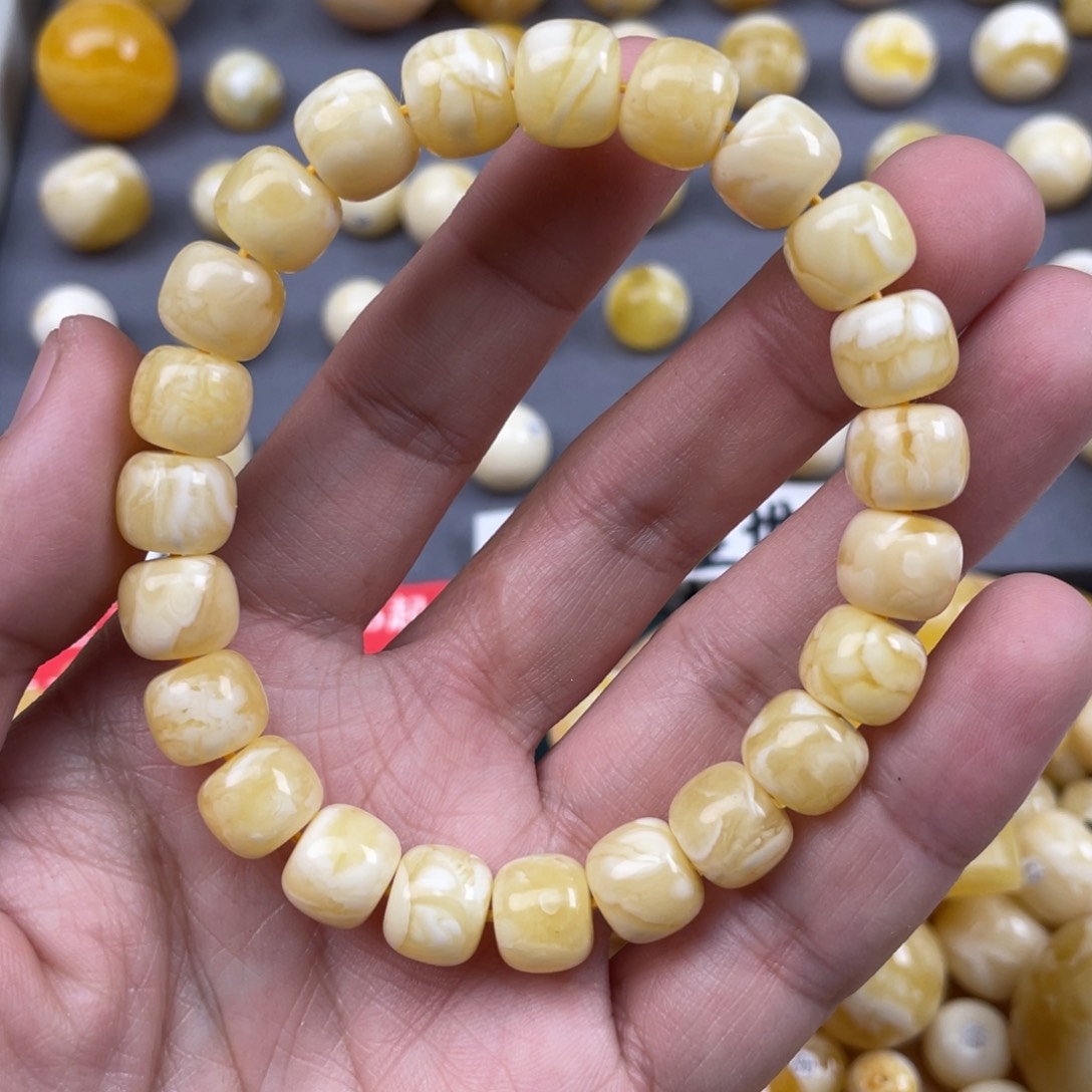 蜜蜡珠宝奇石未镶嵌