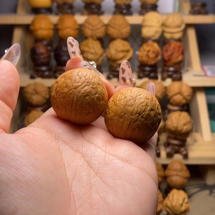 吊坠文玩核桃33皮皮球Y18