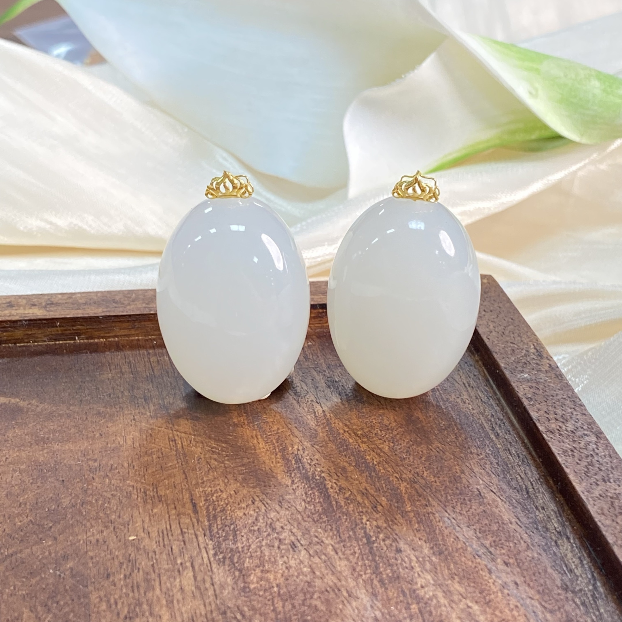 【不二】和田玉18K金白玉蛋面吊坠（多样性发其一）