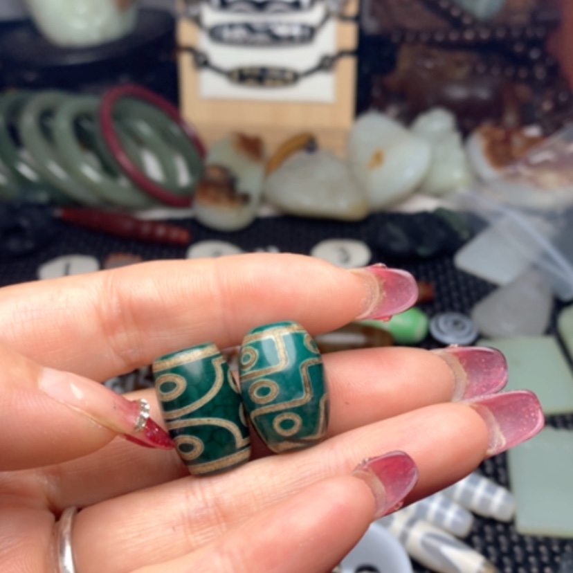 【闪购商品】玛瑙/玉髓手把件未镶嵌✨****