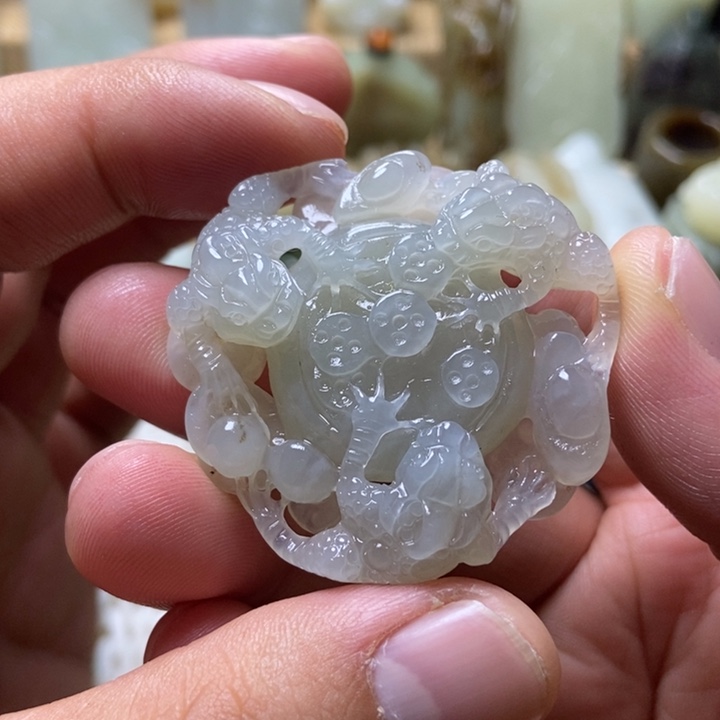 和田玉未镶嵌挂件