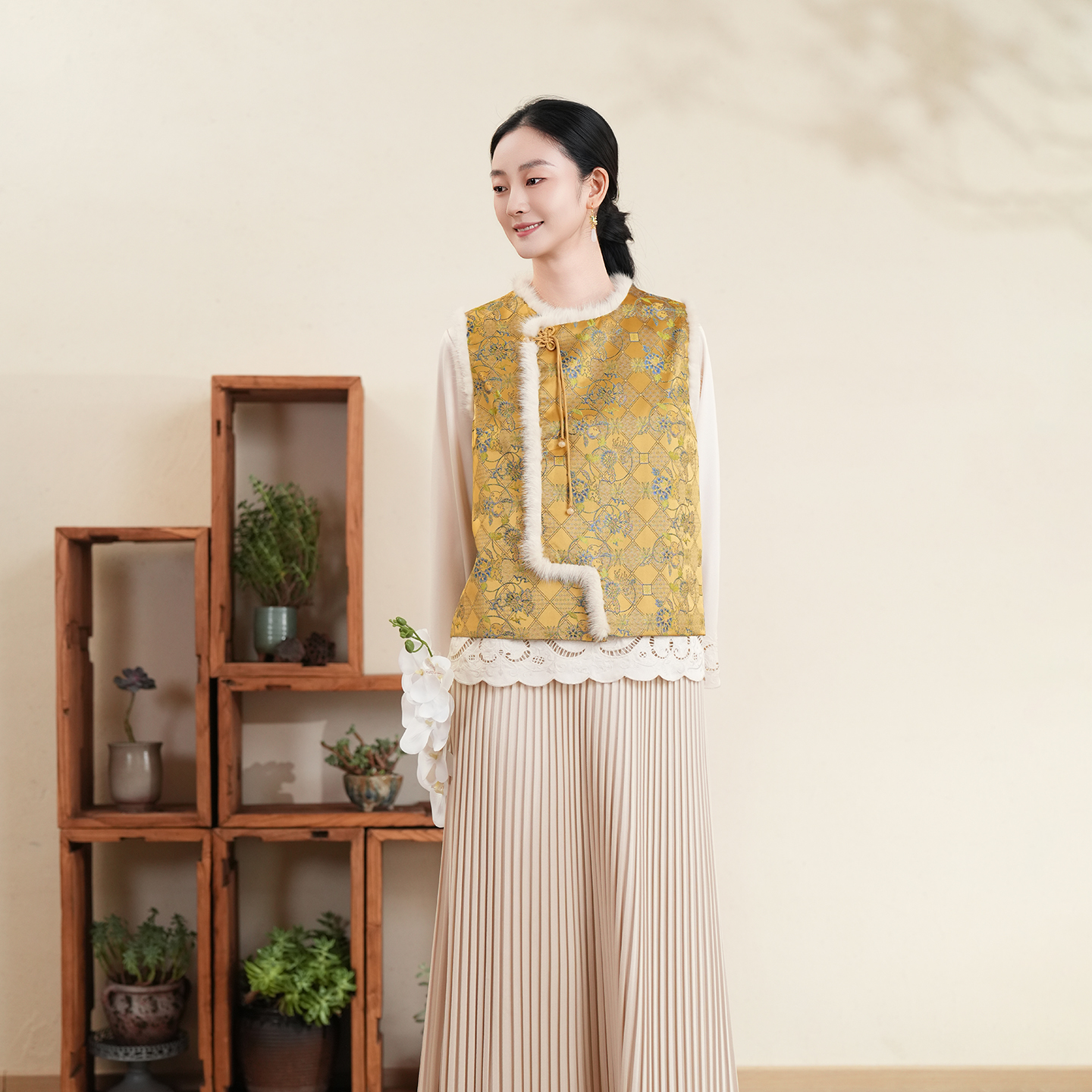 布符新中式「貂毛流苏扣棉马甲」2026年新品春季女款外穿国风NCMJM3