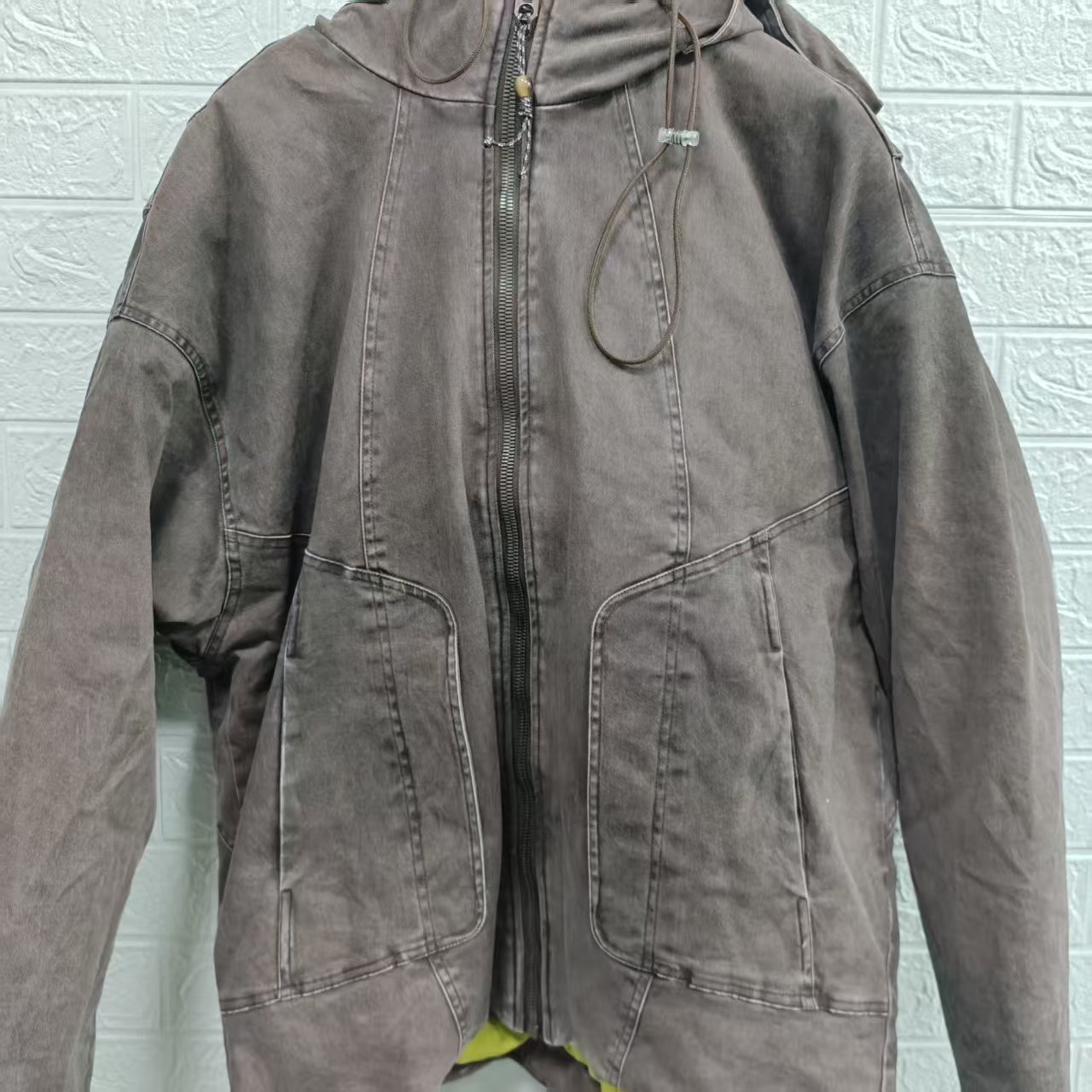  江南e柜 加厚款水洗耐脏连帽羽绒服男装加绒户外556159231