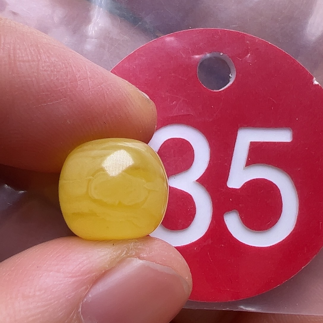 蜜蜡未镶嵌珠宝奇石11.2m m