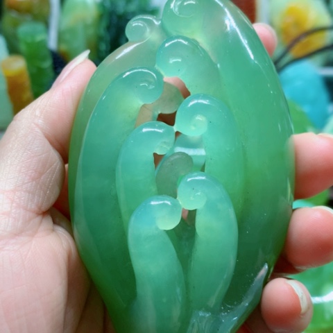 蛇纹石玉未镶嵌手把件