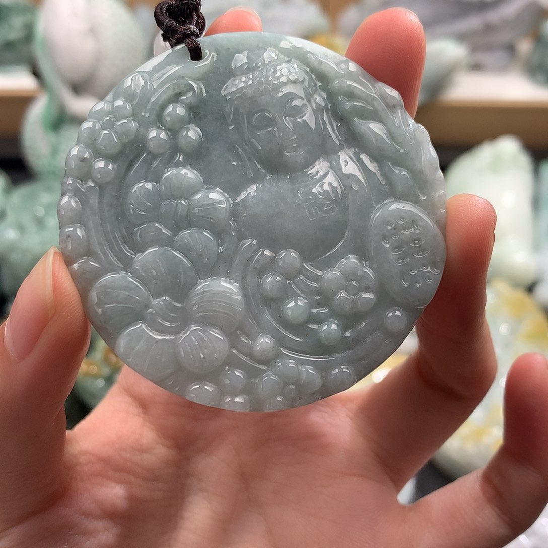吊坠(不含链)未镶嵌翡翠