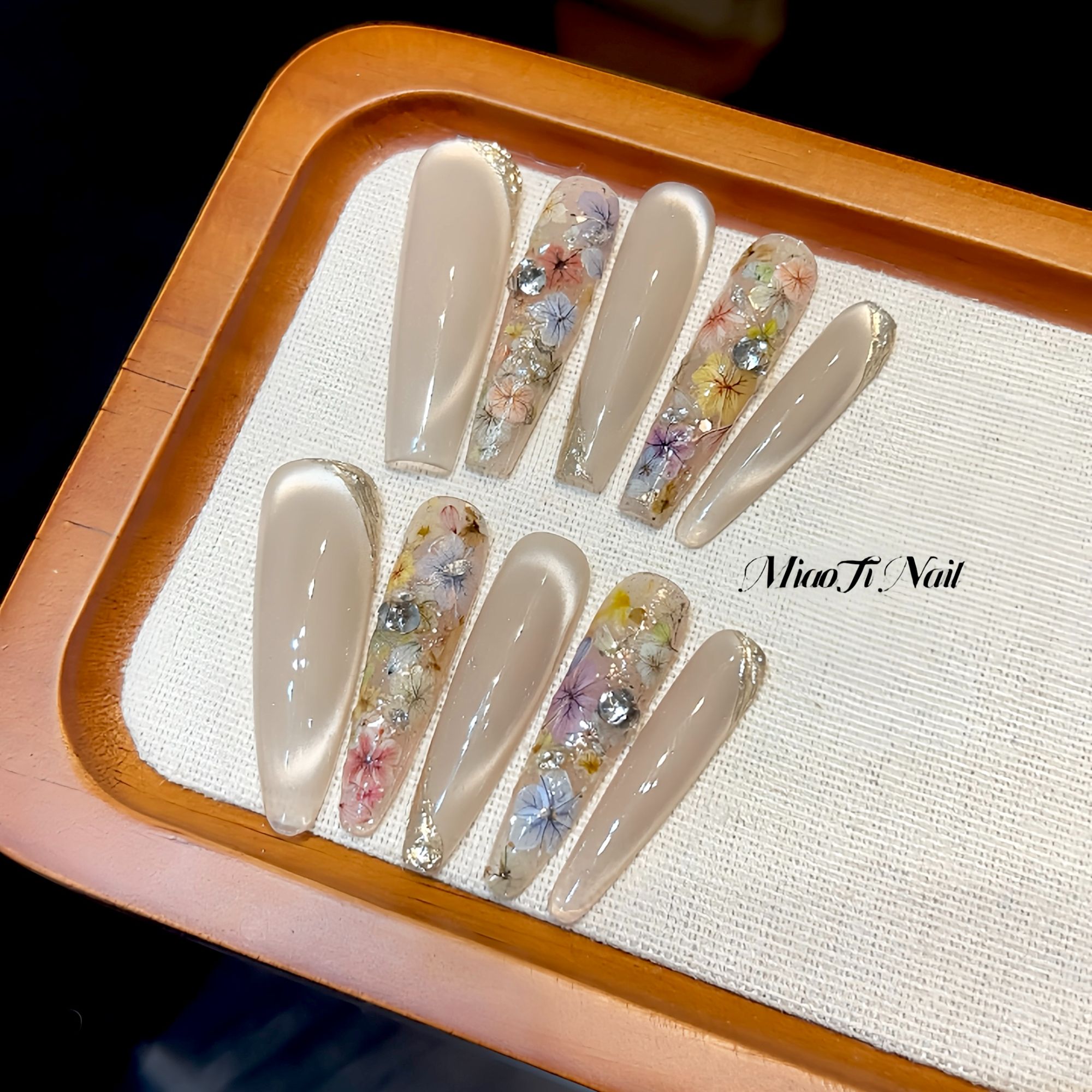 【花影碎】【11个甲型定制】猫哥 春日干花猫眼温柔轻奢纯手工穿戴甲