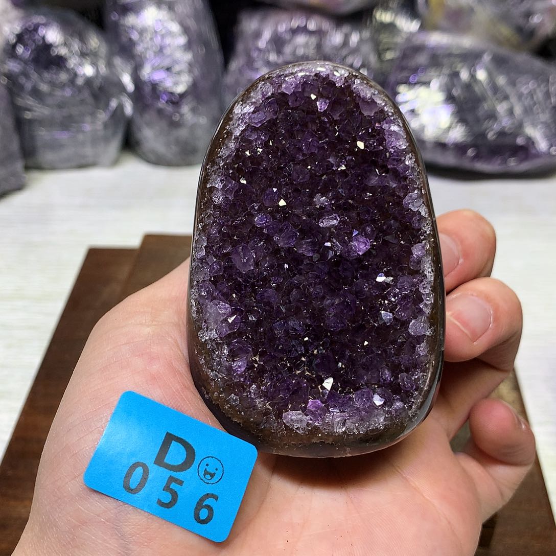 紫晶大型摆件（非配饰）未镶嵌