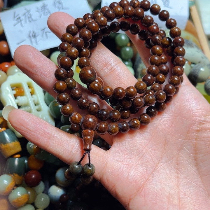 岫岩河磨玉（透闪石质玉）颈饰未镶嵌