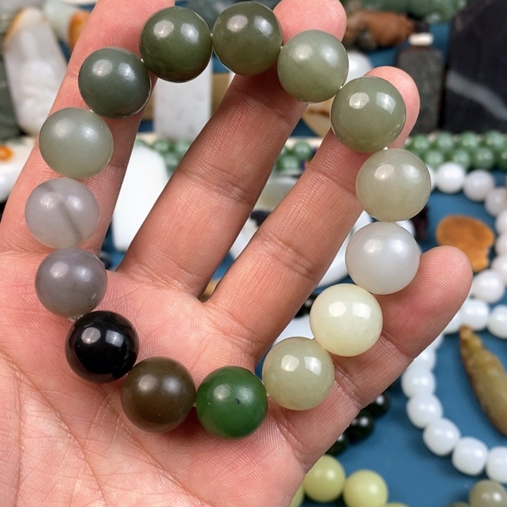 和田玉手链未镶嵌卡14